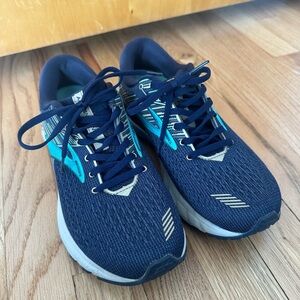 Brooks Adrenaline GTS 19 Womens Size 9 Running Shoes Blue